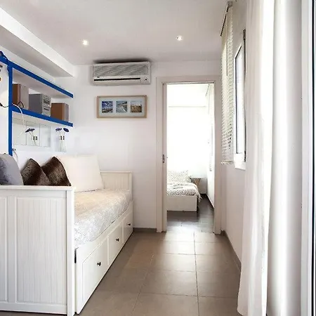 Sitges Beach Studio Apartman *